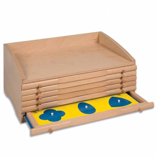 Nienhuis Montessori AMI | The Geometric Cabinet